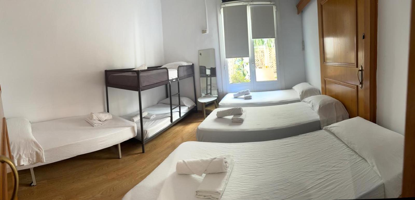 Habitacion Para Grupos Y Familias Hasta 8 Barcelona Eksteriør billede